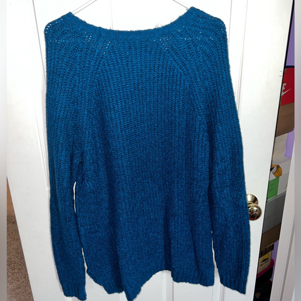 American Eagle “Ahh-amazing Soft” Sweater - Picture 2 of 3